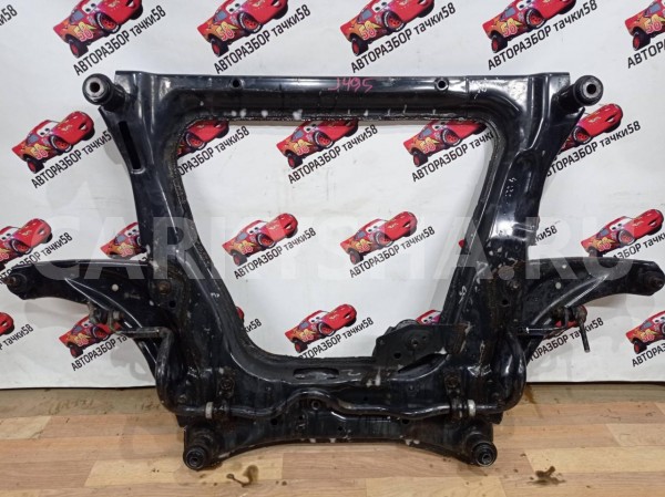 передняя балка (подрамник) Nissan Juke 