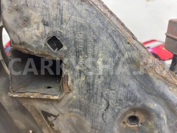 передняя балка (подрамник) Skoda Fabia 