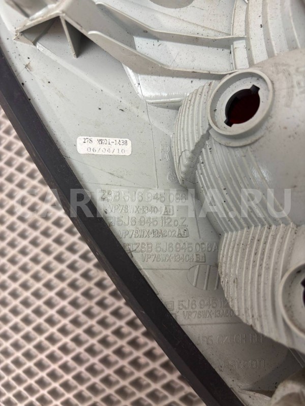 фонарь задний правый Skoda Fabia 