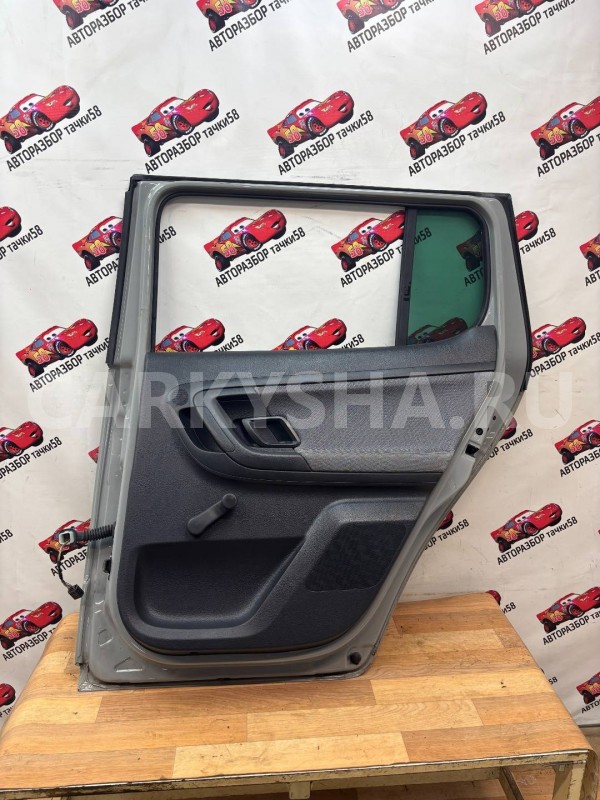 дверь задняя правая Skoda Fabia 