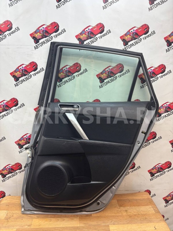 дверь задняя правая Mazda 3 