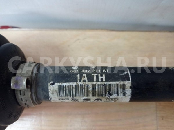 полуось передняя левая Skoda Fabia 