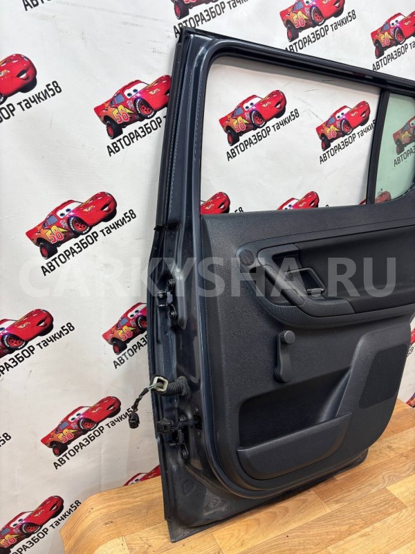 дверь задняя правая Skoda Fabia 
