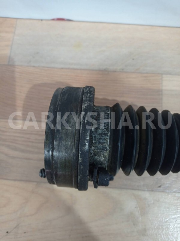 полуось левая Skoda Fabia 