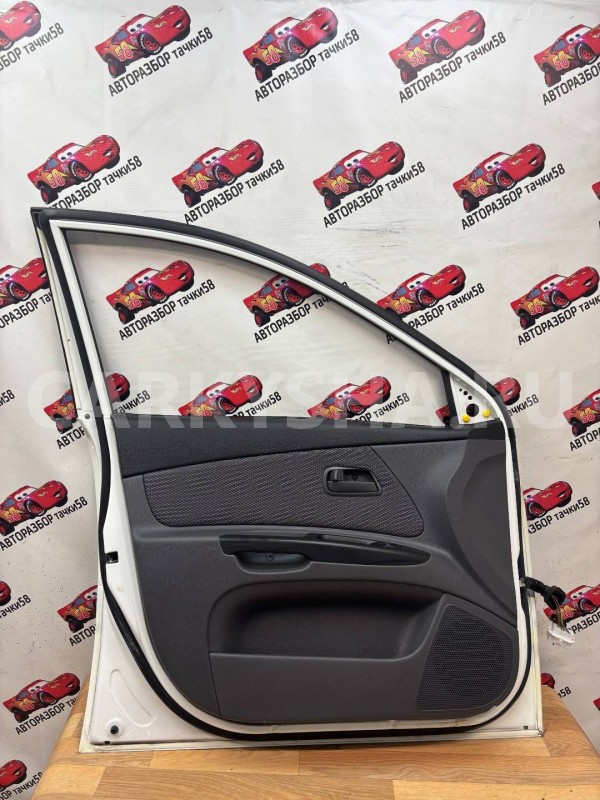 дверь передняя левая Kia Rio 