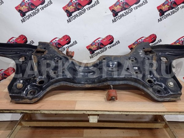 передняя балка (подрамник) Skoda Fabia 