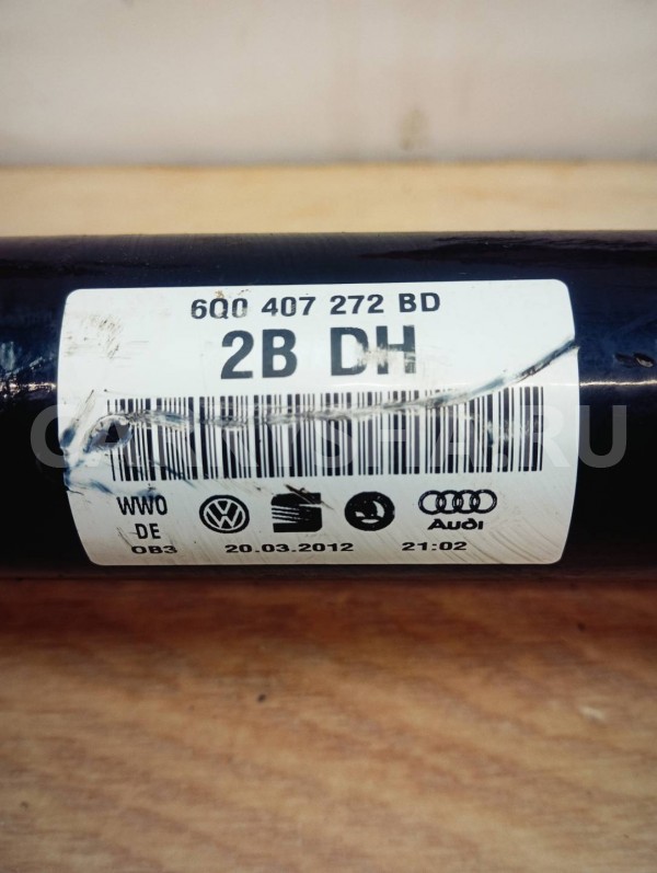 полуось передняя правая Skoda Fabia 