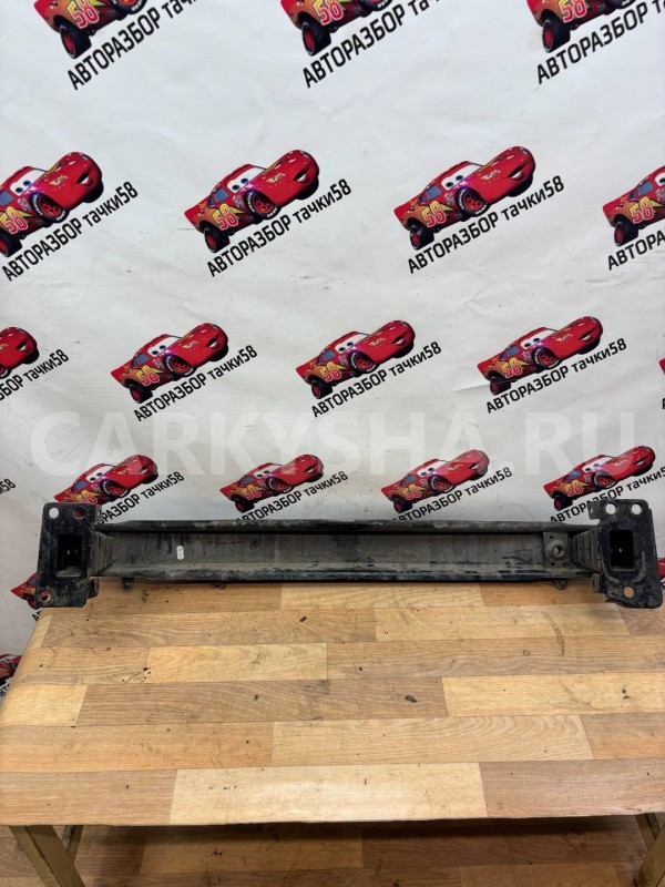 усилитель переднего бампера Skoda Fabia 